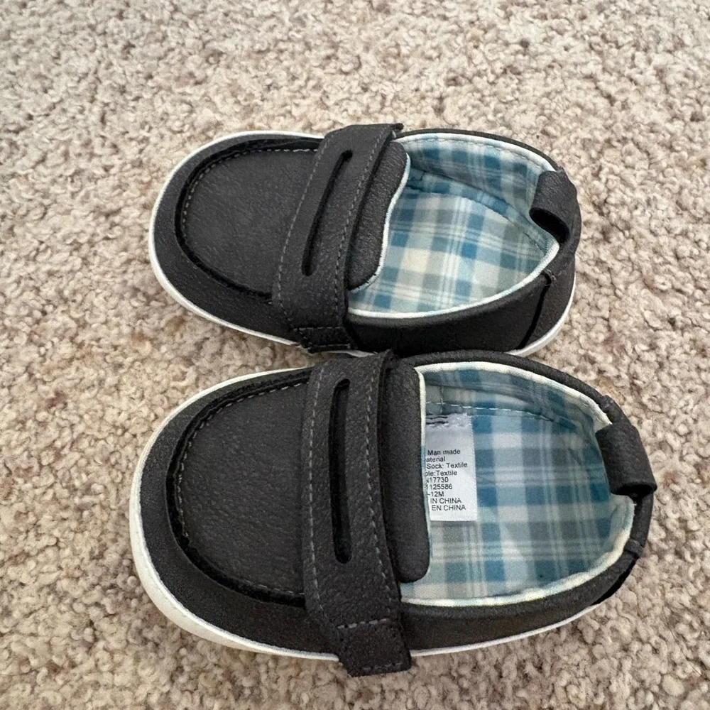 Carters Baby Boy Infant Shoes Penny Loafer Grey White 9-12 Months